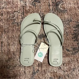 NWT a new day / target | mint green sandals | size 8.5